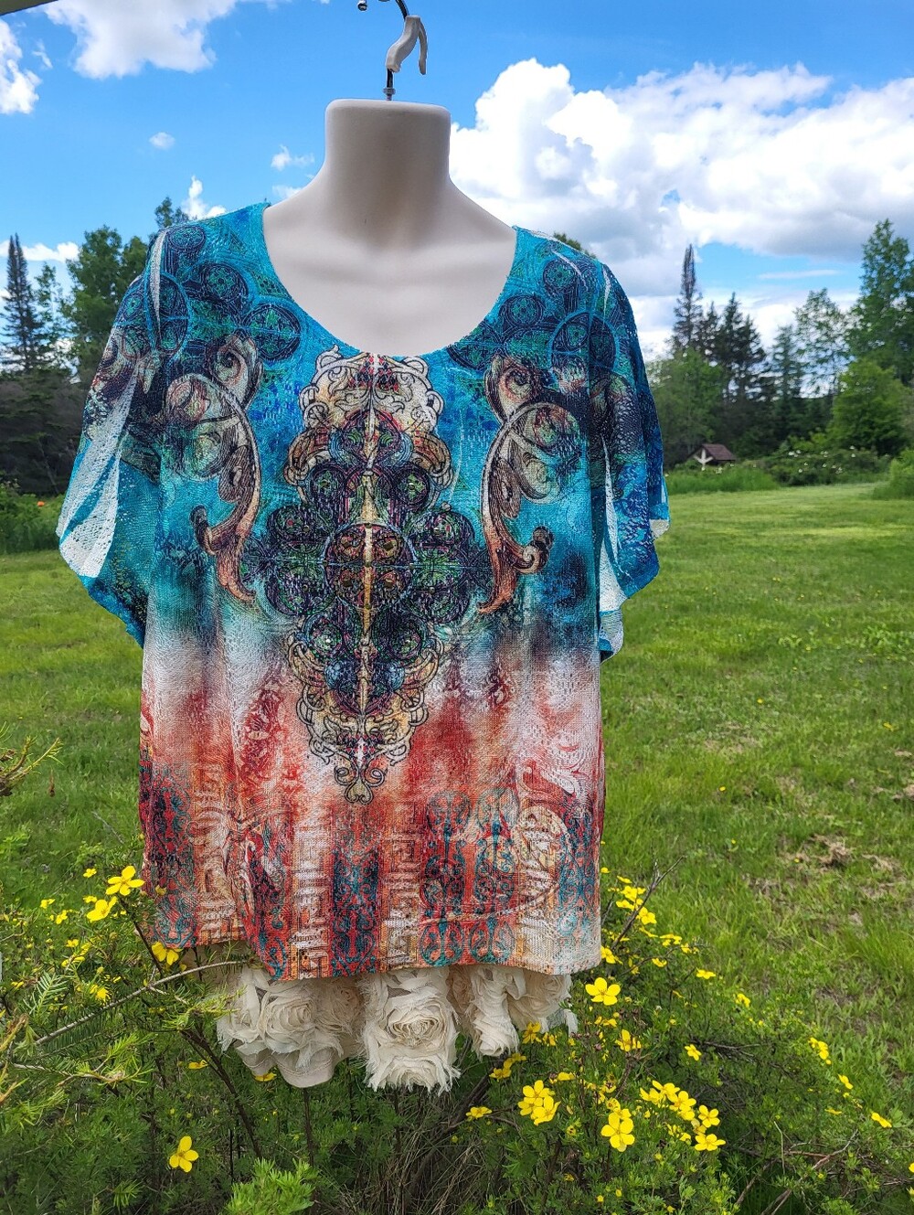 "Medallion Worthy" LAURA Boho Ombre Floral Ornate Scoop Neck Top